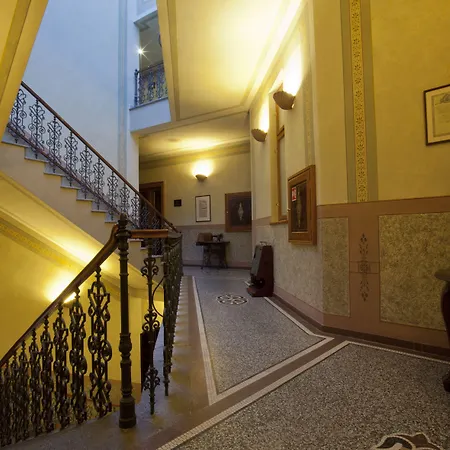 Deminka Palace 4*