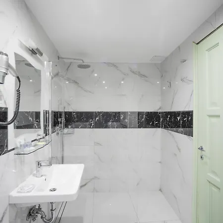 Deminka Palace Отель 4*