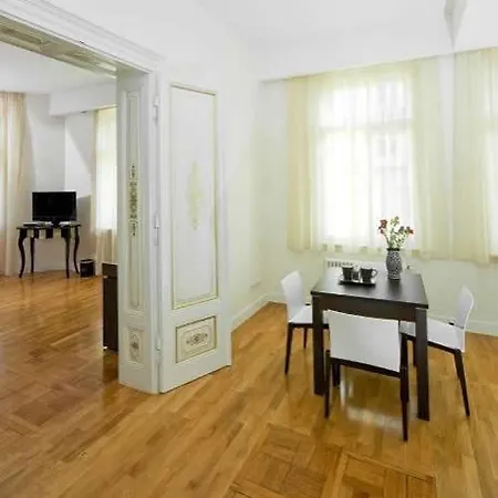 Deminka Palace 4*