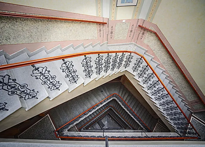 Deminka Palace