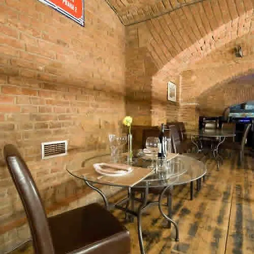 Hotel Deminka Palace 4*