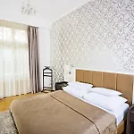 Deminka Palace 4*