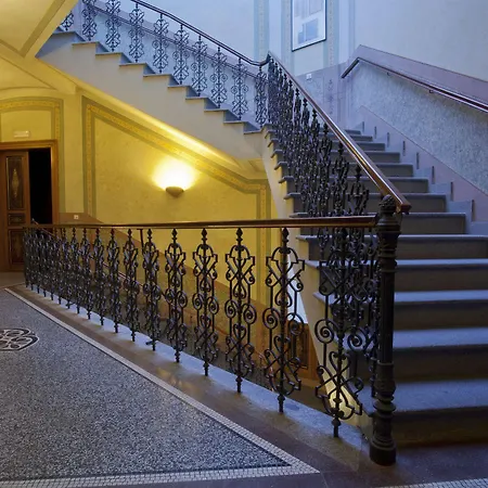 Deminka Palace Отель 4*