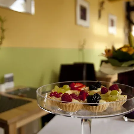Deminka Palace Отель 4*